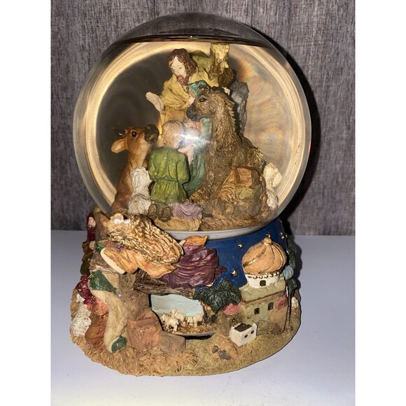 Nativity Scene Musical Water Globe Revolving Base "Joy to the World" Large Size - Picture 2 of 4